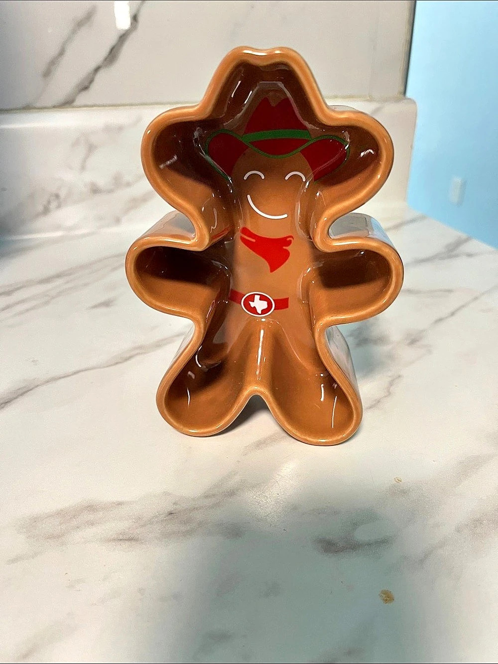 Hearth & Hand with Magnolia Gingerbread Man baking pan Bakeware